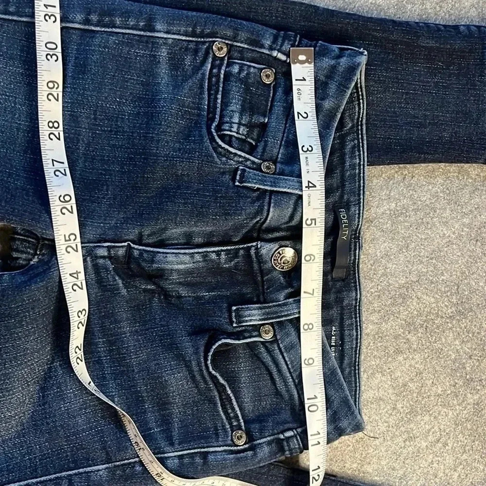 Fidelity Mid Rise  Ultra Slim Blue on Blue Wash 24*30. - Picture 11 of 13